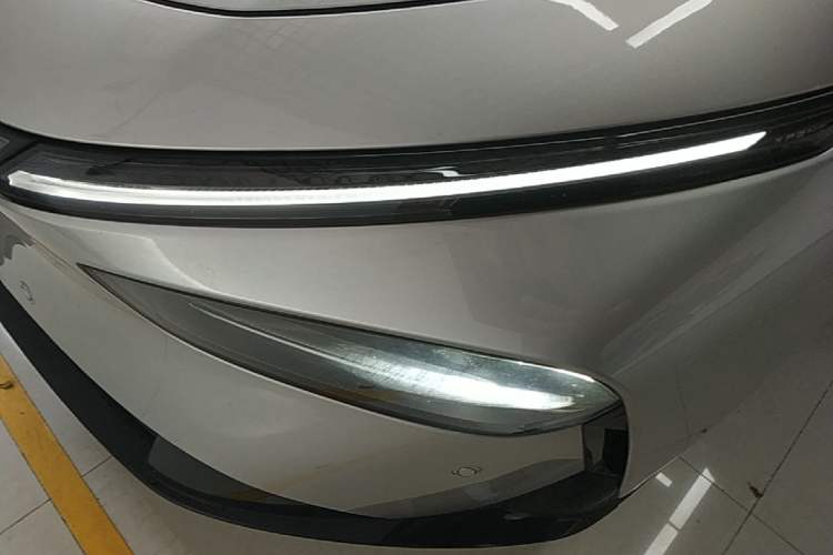 Used XPeng P7+ 2024 Long-Range Max Left Front Headlight