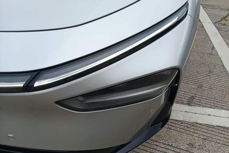Used XPeng P7+ 2024 Long-Range Max Left Front Headlight