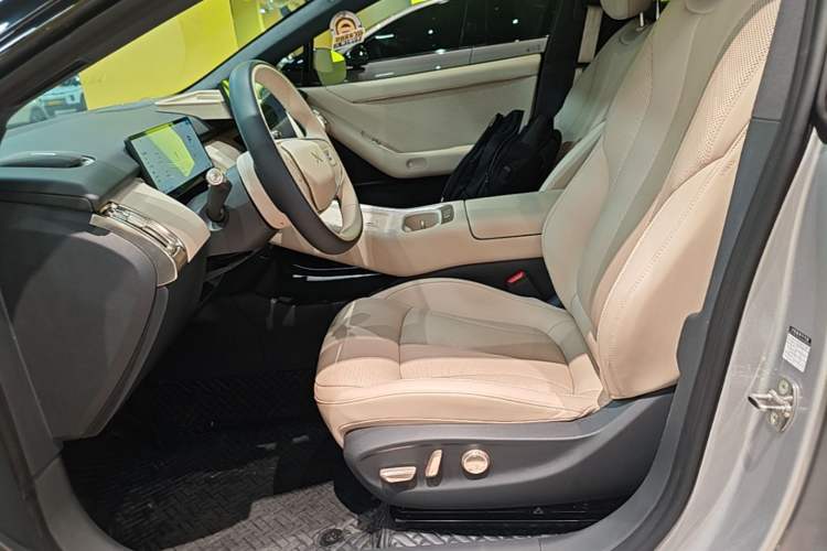 Used XPeng P7+ 2024 Long-Range Max Left Front Seat