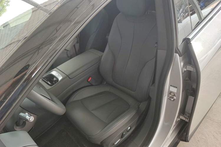 Used XPeng P7+ 2024 Long-Range Max Left Front Seat