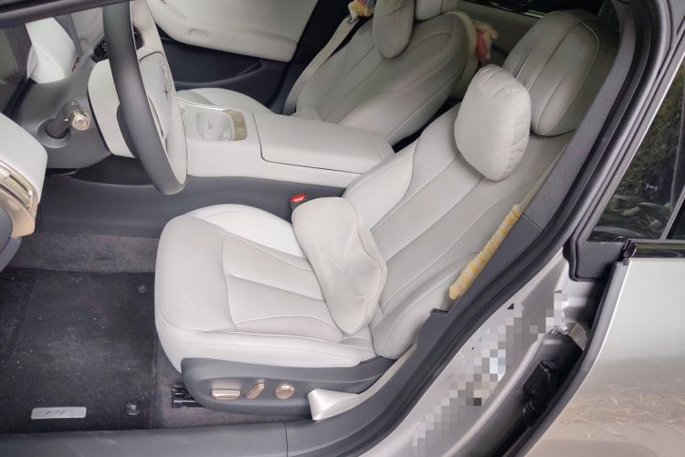 Used XPeng P7+ 2024 Long-Range Max Left Front Seat