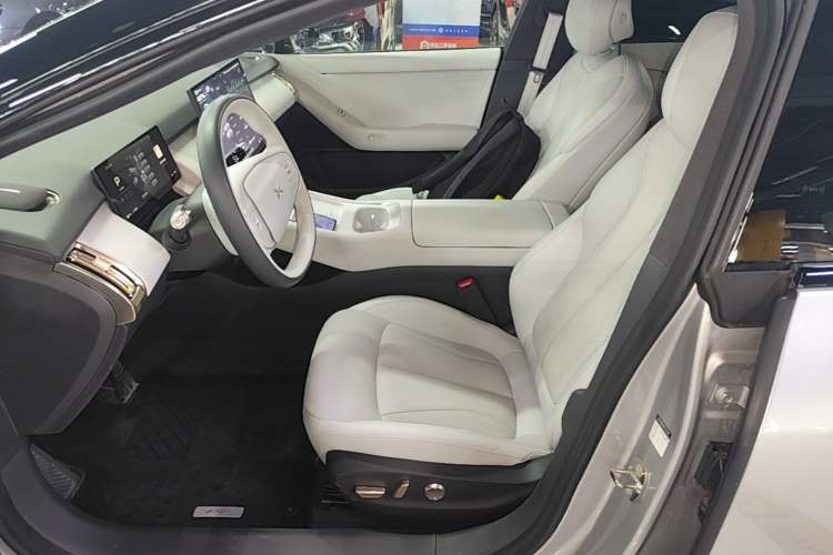 Used XPeng P7+ 2024 Long-Range Max Left Front Seat