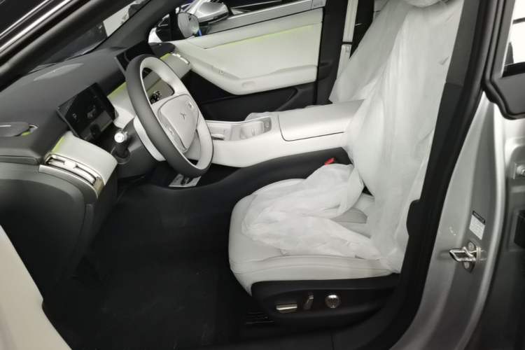 Used XPeng P7+ 2024 Long-Range Max Left Front Seat