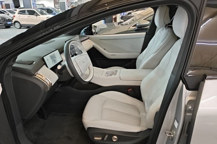 Used XPeng P7+ 2024 Long-Range Max Left Front Seat