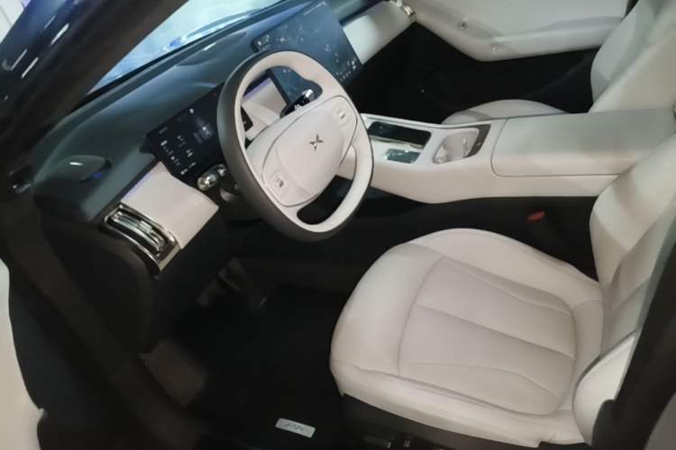 Used XPeng P7+ 2024 Long-Range Max Left Front Seat