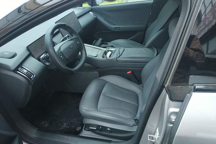 Used XPeng P7+ 2024 Long-Range Max Left Front Seat