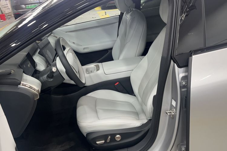 Used XPeng P7+ 2024 Long-Range Max Left Front Seat