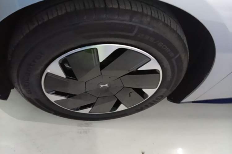 Used XPeng P7+ 2024 Long-Range Max Left Front Wheel Hub