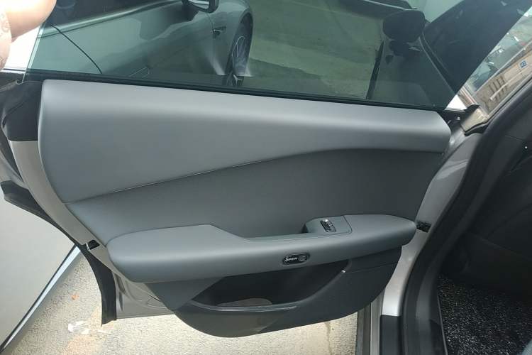 Used XPeng P7+ 2024 Long-Range Max Left Rear Door Interior