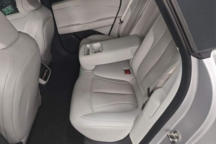 Used XPeng P7+ 2024 Ultra-Long Range Max Left Rear Seat