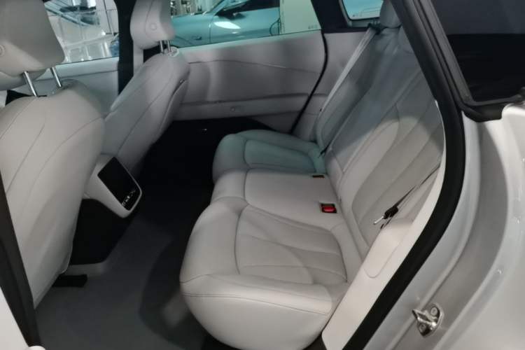 Used XPeng P7+ 2024 Long-Range Max Left Rear Seat