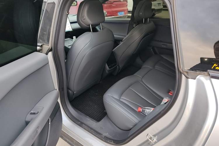 Used XPeng P7+ 2024 Long-Range Max Left Rear Seat