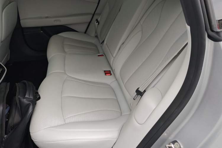 Used XPeng P7+ 2024 Long-Range Max Left Rear Seat