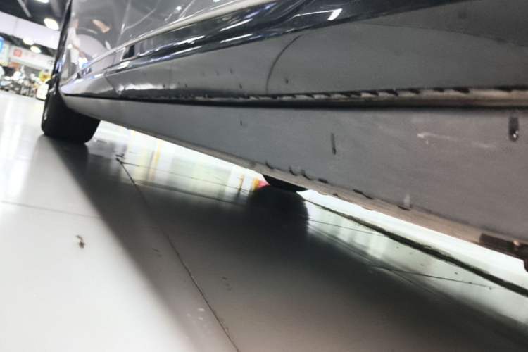 Used XPeng P7+ 2024 Ultra-Long Range Max Left Side Sill