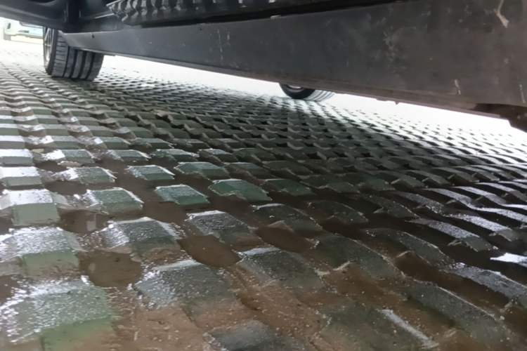 Used XPeng P7+ 2024 Ultra-Long Range Max Left Side Sill