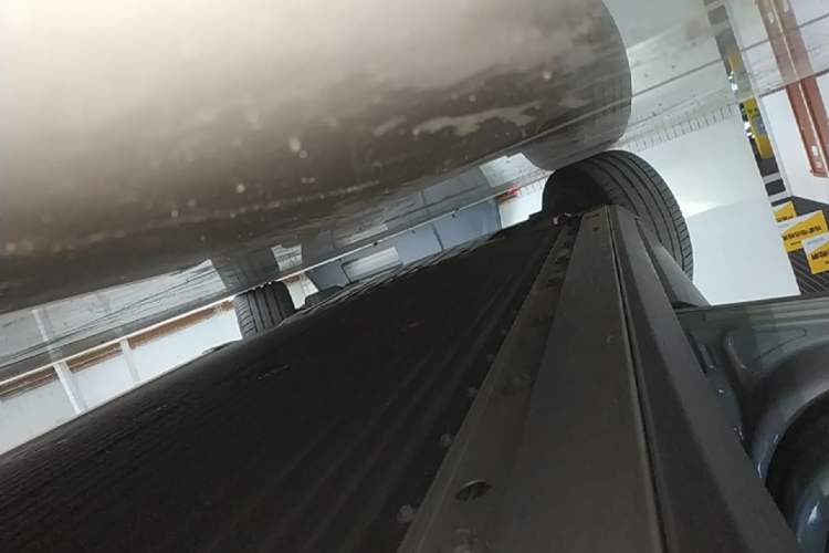 Used XPeng P7+ 2024 Long-Range Max Left Side Sill