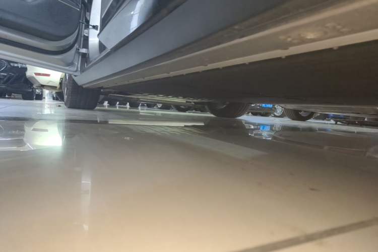 Used XPeng P7+ 2024 Ultra-Long Range Max Left Side Sill