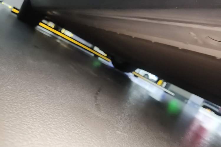 Used XPeng P7+ 2024 Long-Range Max Left Side Sill