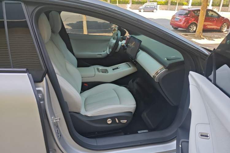 Used XPeng P7+ 2024 Ultra-Long Range Max Right Front Seat