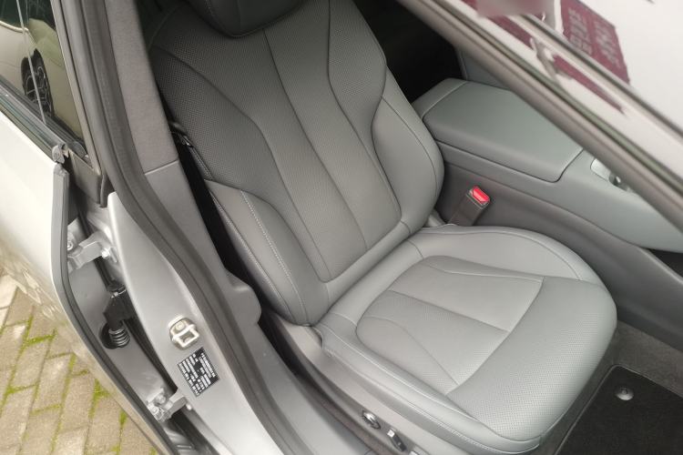 Used XPeng P7+ 2024 Long-Range Max Right Front Seat