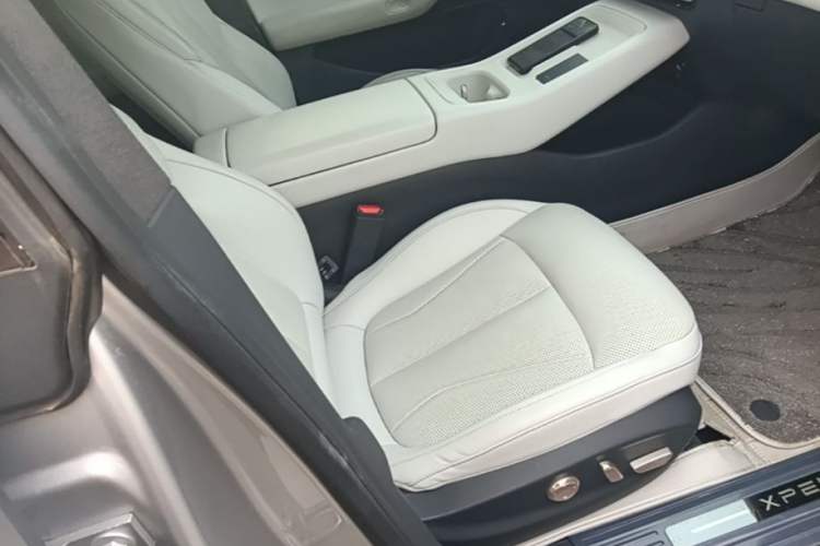 Used XPeng P7+ 2024 Long-Range Max Right Front Seat
