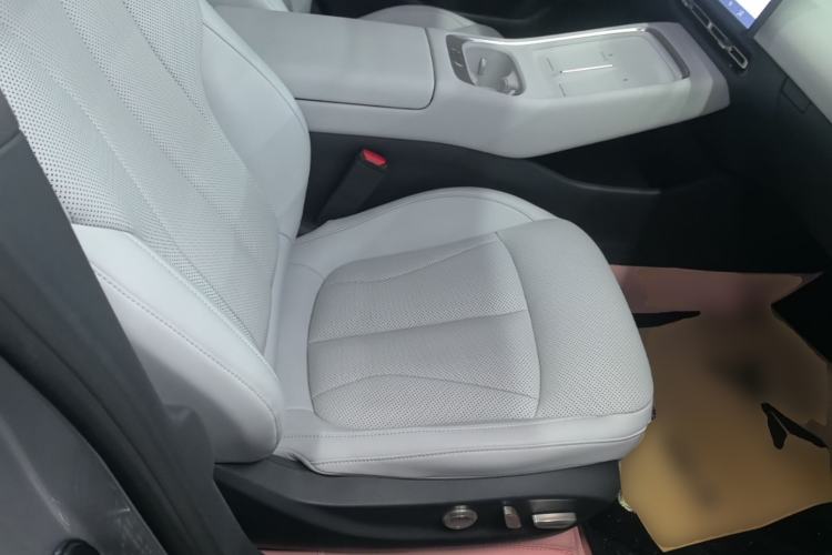 Used XPeng P7+ 2024 Long-Range Max Right Front Seat