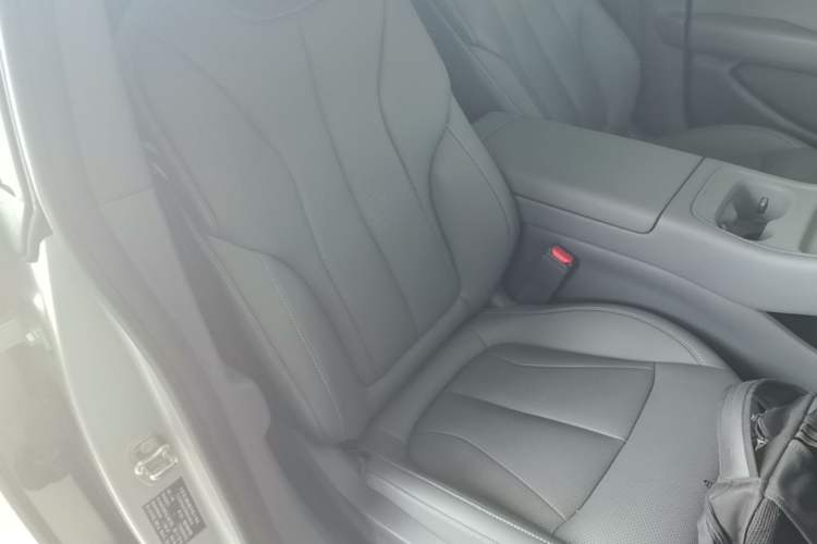 Used XPeng P7+ 2024 Long-Range Max Right Front Seat