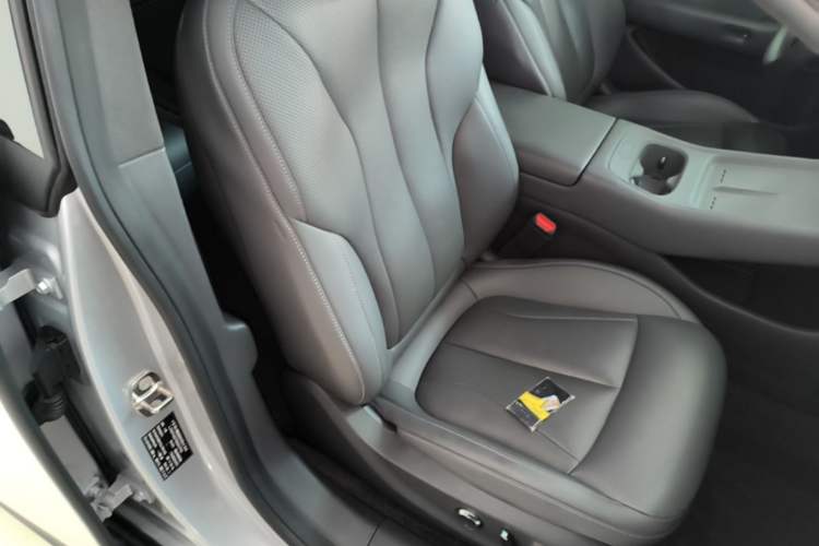 Used XPeng P7+ 2024 Long-Range Max Right Front Seat