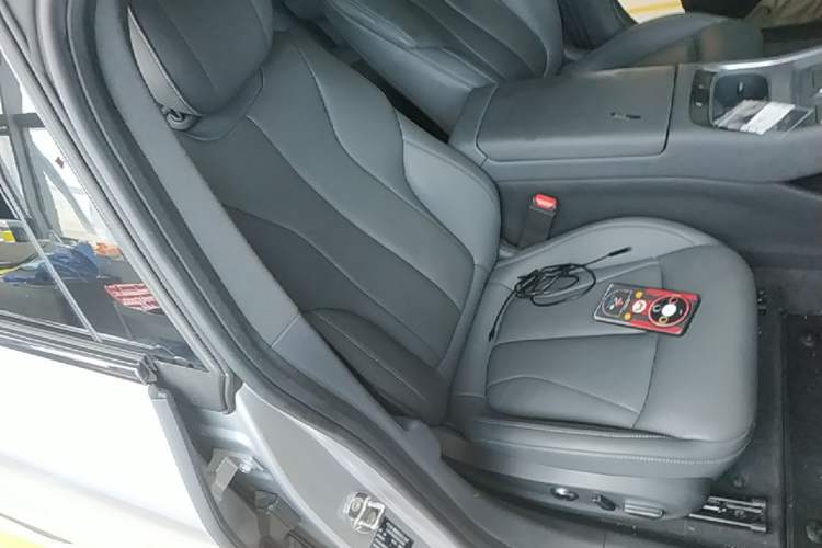 Used XPeng P7+ 2024 Long-Range Max Right Front Seat