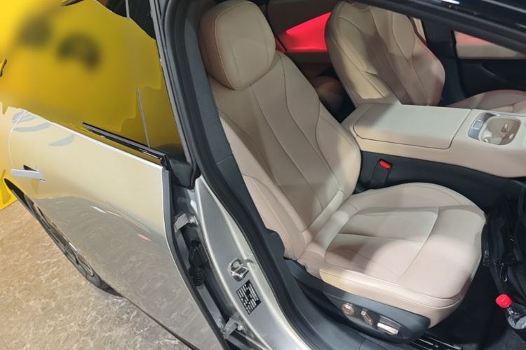 Used XPeng P7+ 2024 Long-Range Max Right Front Seat