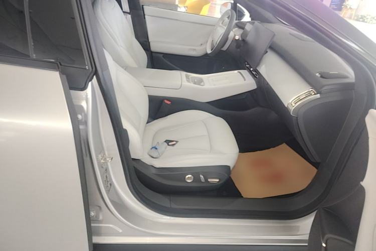 Used XPeng P7+ 2024 Long-Range Max Right Front Seat