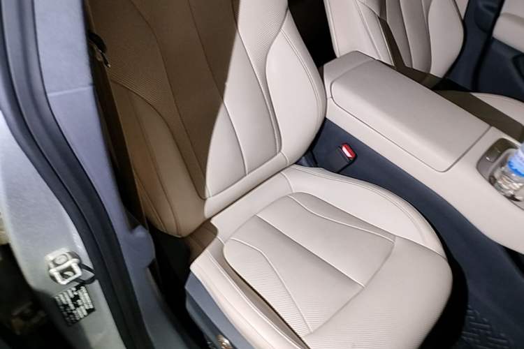 Used XPeng P7+ 2024 Long-Range Max Right Front Seat