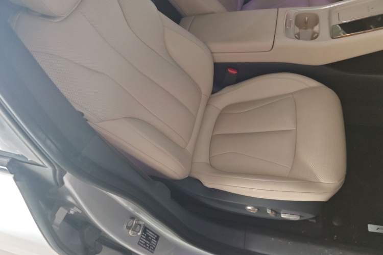 Used XPeng P7+ 2024 Long-Range Max Right Front Seat