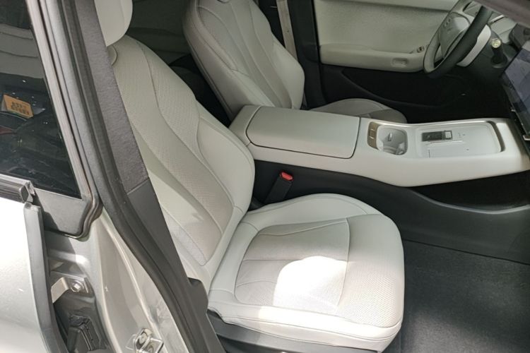 Used XPeng P7+ 2024 Long-Range Max Right Front Seat
