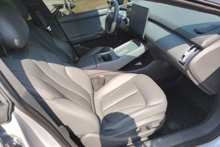 Used XPeng P7+ 2024 Ultra-Long Range Max Right Front Seat