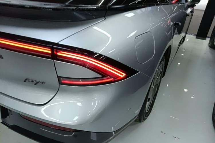 Used XPeng P7+ 2024 Long-Range Max Right Rear Taillight