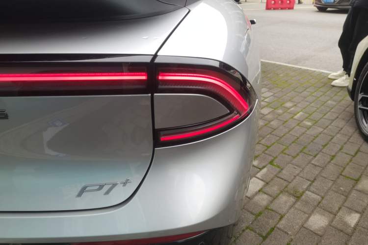 Used XPeng P7+ 2024 Long-Range Max Right Rear Taillight