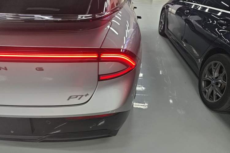 Used XPeng P7+ 2024 Ultra-Long Range Max Right Rear Taillight