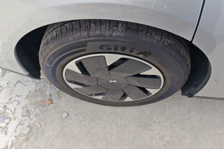 Used XPeng P7+ 2024 Long-Range Max Right Rear Wheel Hub