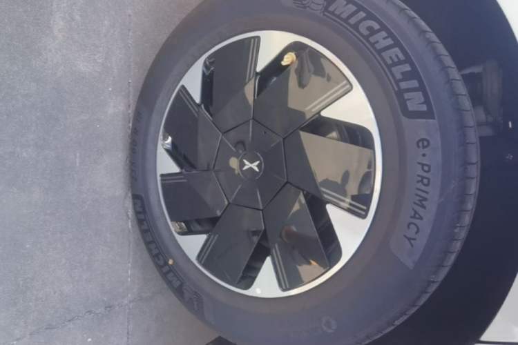 Used XPeng P7+ 2024 Ultra-Long Range Max Right Rear Wheel Hub