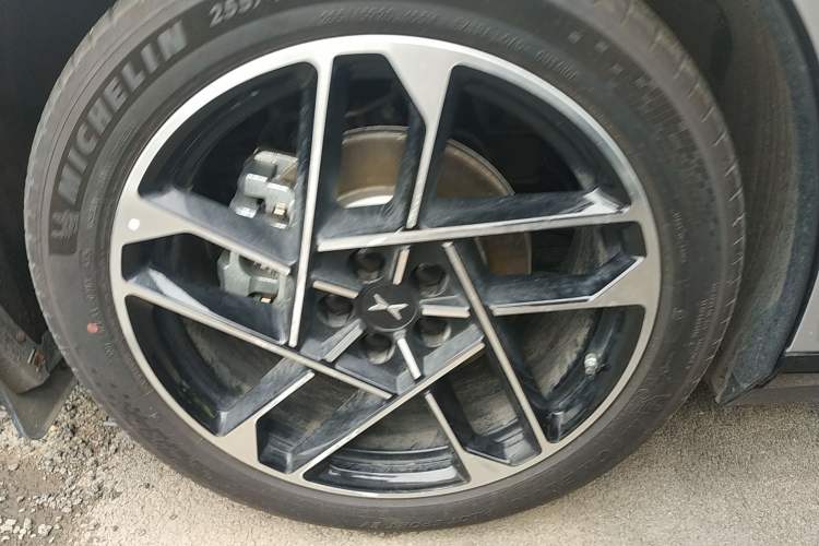 Used XPeng P7+ 2024 Long-Range Max Right Rear Wheel Hub