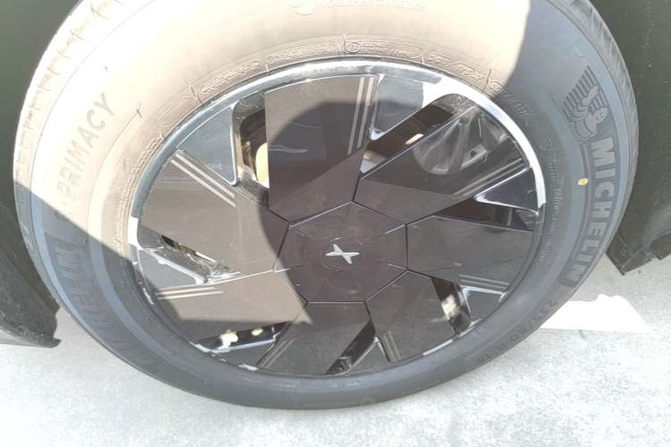 Used XPeng P7+ 2024 Ultra-Long Range Max Right Rear Wheel Hub