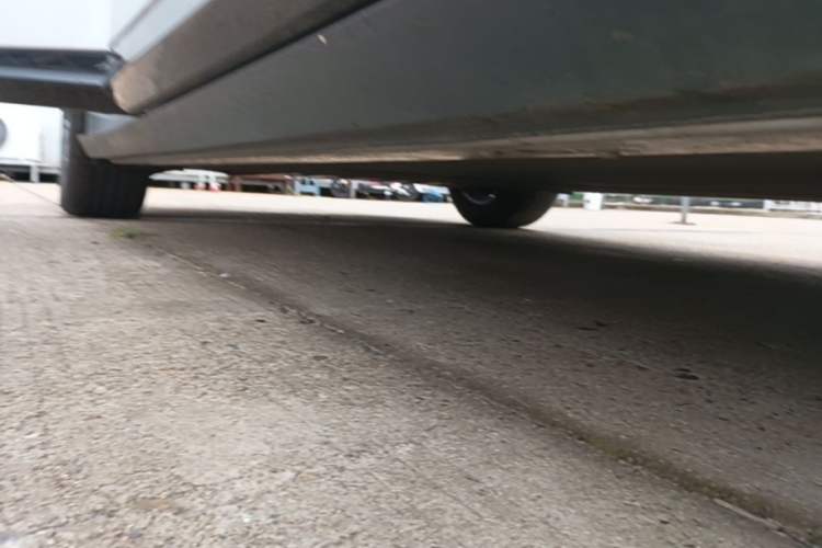 Used XPeng P7+ 2024 Long-Range Max Right Side Sill