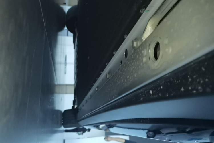Used XPeng P7+ 2024 Ultra-Long Range Max Right Side Sill