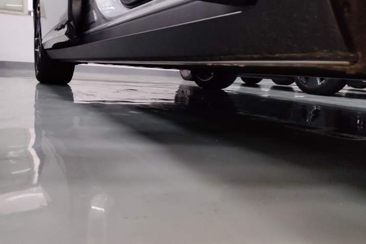 Used XPeng P7+ 2024 Long-Range Max Right Side Sill