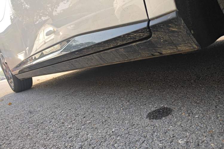 Used XPeng P7+ 2024 Ultra-Long Range Max Right Side Sill