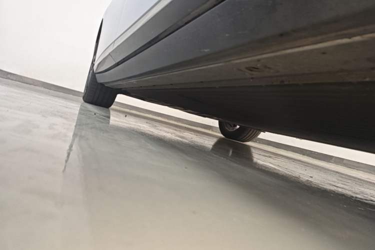 Used XPeng P7+ 2024 Ultra-Long Range Max Right Side Sill