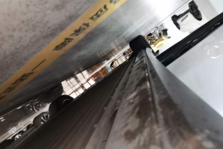 Used XPeng P7+ 2024 Long-Range Max Right Side Sill