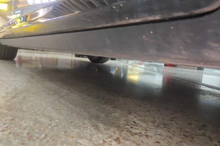 Used XPeng P7+ 2024 Long-Range Max Right Side Sill