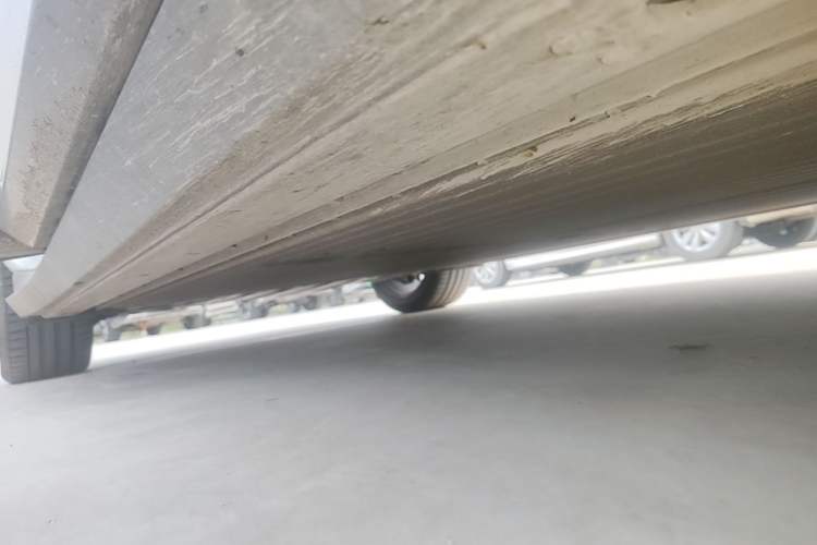 Used XPeng P7+ 2024 Long-Range Max Right Side Sill